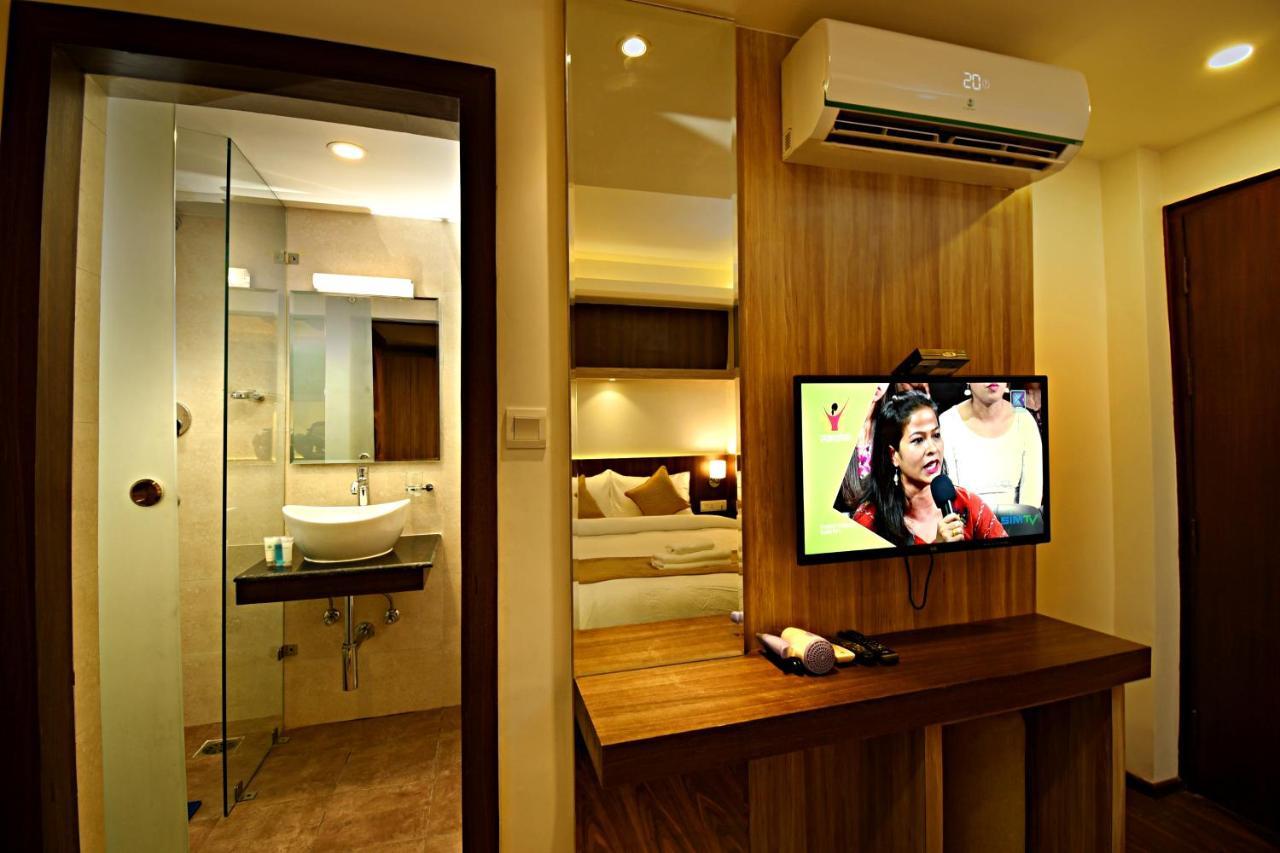 The Milestone Hotel Катманду Экстерьер фото